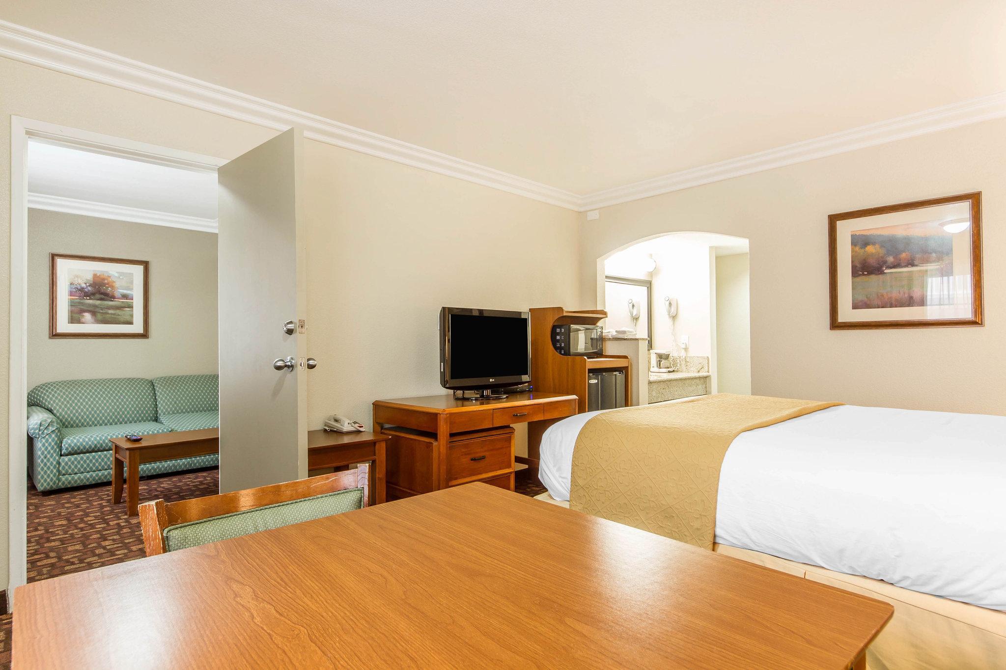 Quality Inn Sacramento Convention Center Bagian luar foto