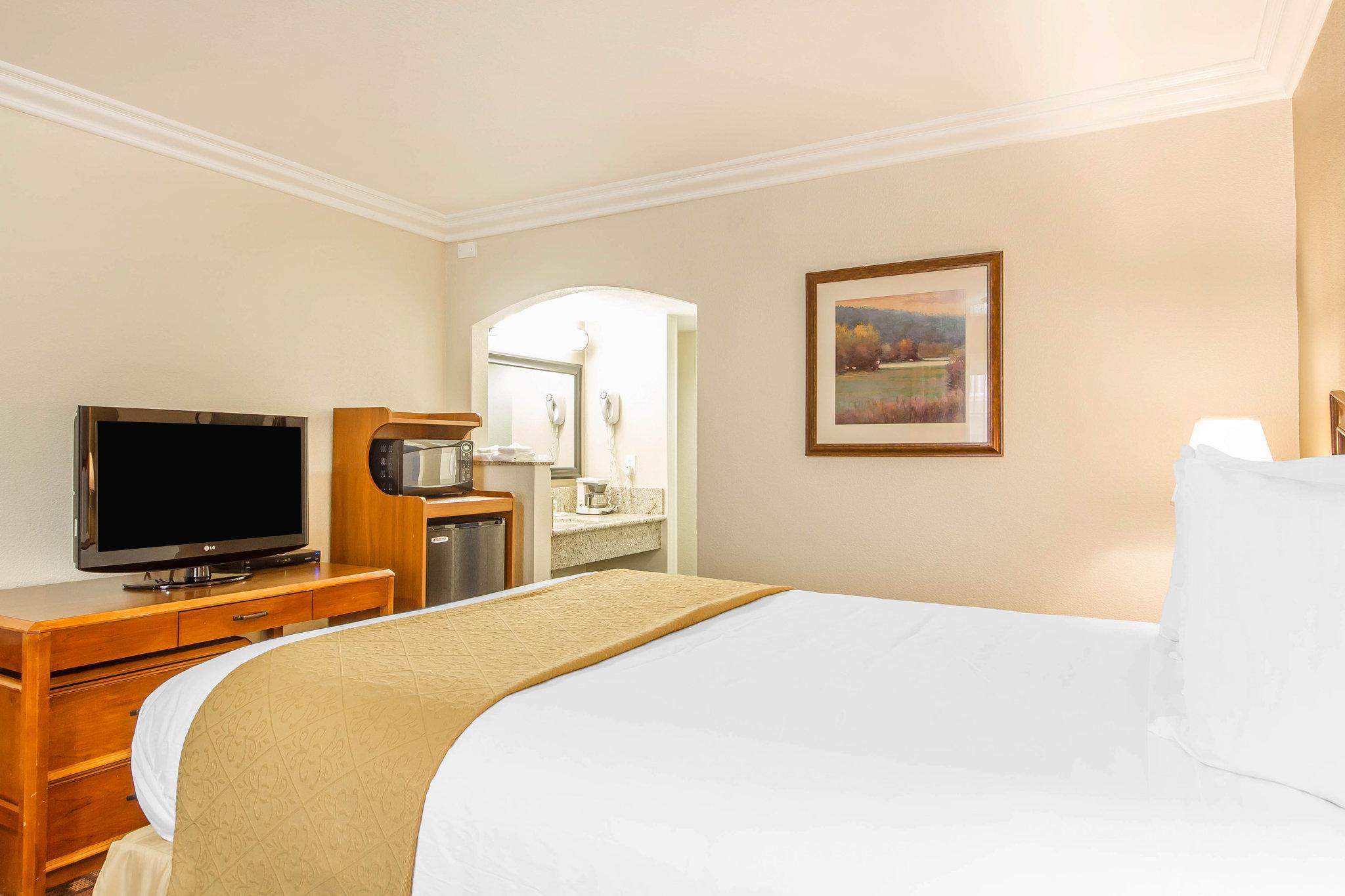 Quality Inn Sacramento Convention Center Bagian luar foto