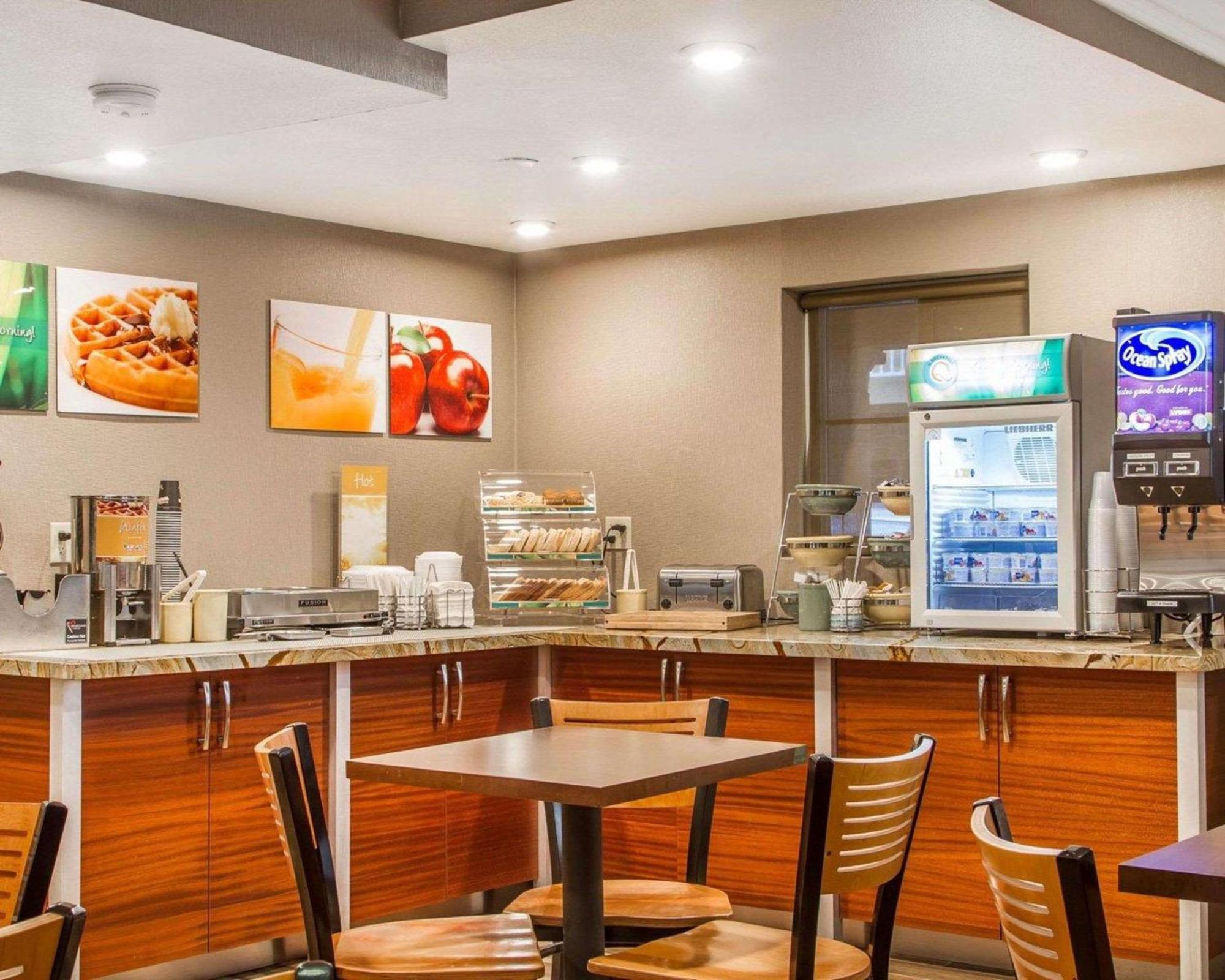 Quality Inn Sacramento Convention Center Bagian luar foto