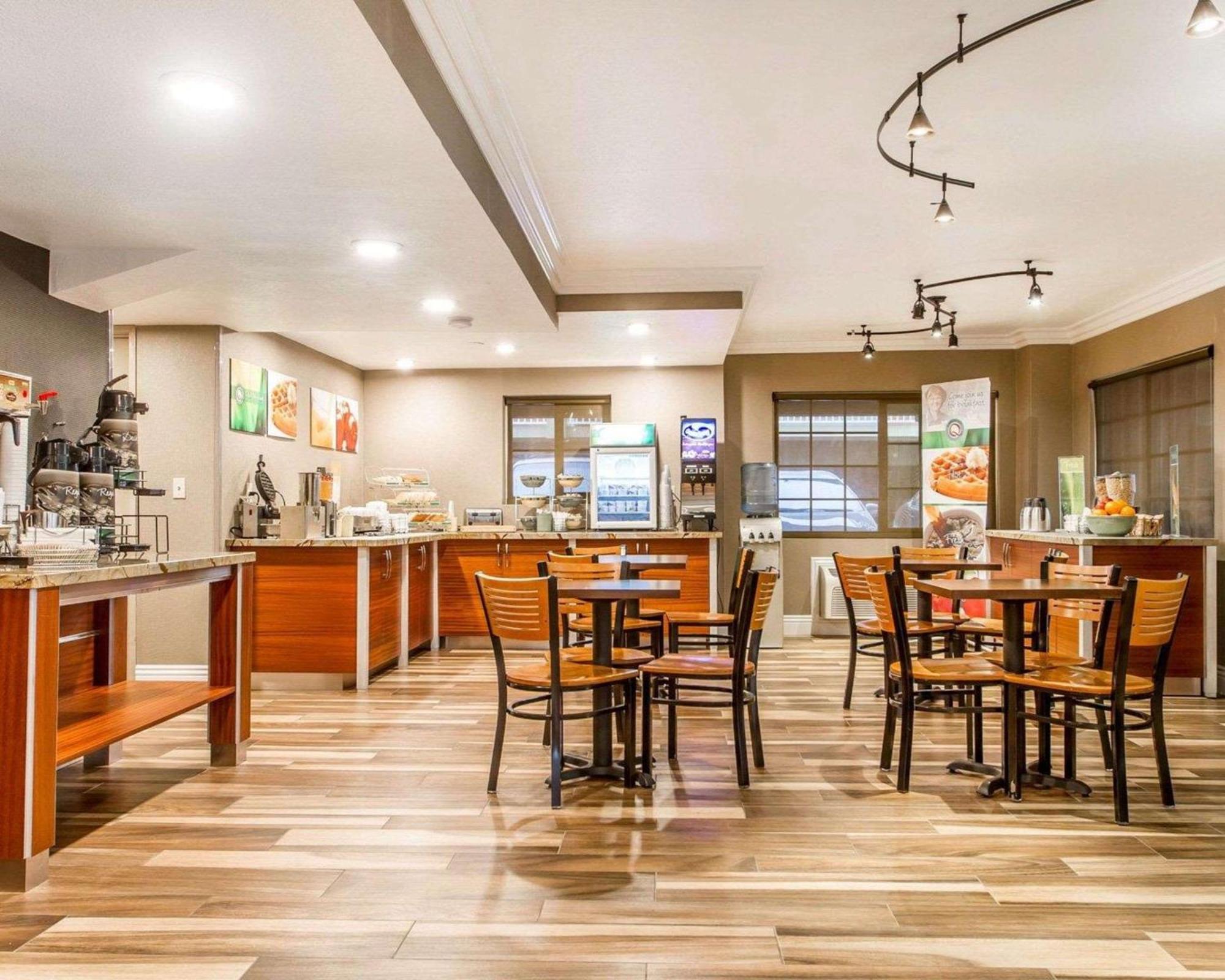 Quality Inn Sacramento Convention Center Bagian luar foto
