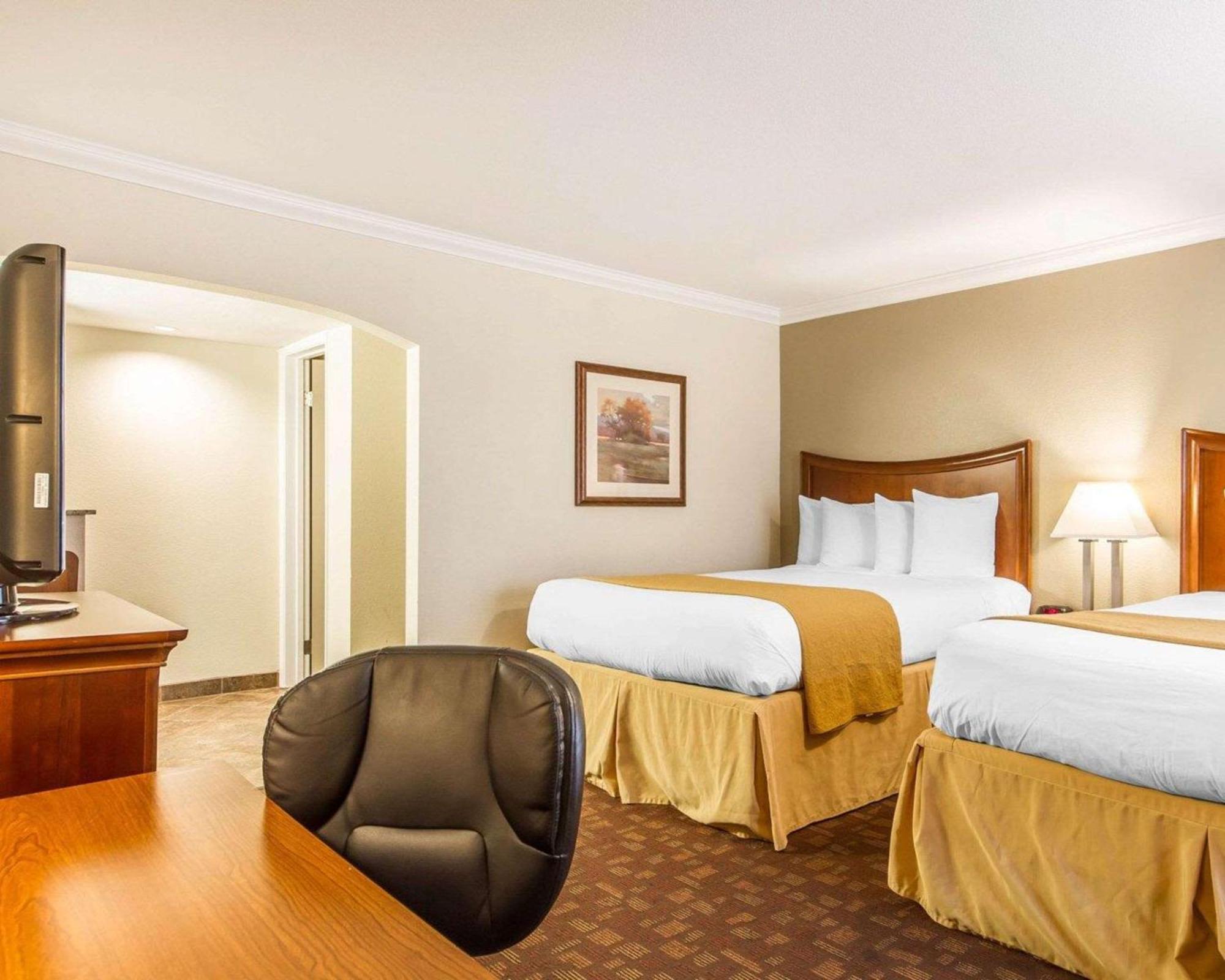 Quality Inn Sacramento Convention Center Bagian luar foto